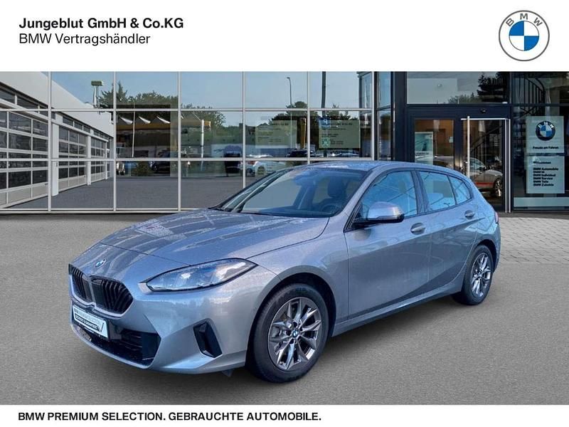Grau Gebraucht 2024 BMW 118 Efficient Dynamics Kleinwagen | 29.980 € (Fairer Preis) - Bild 1/3