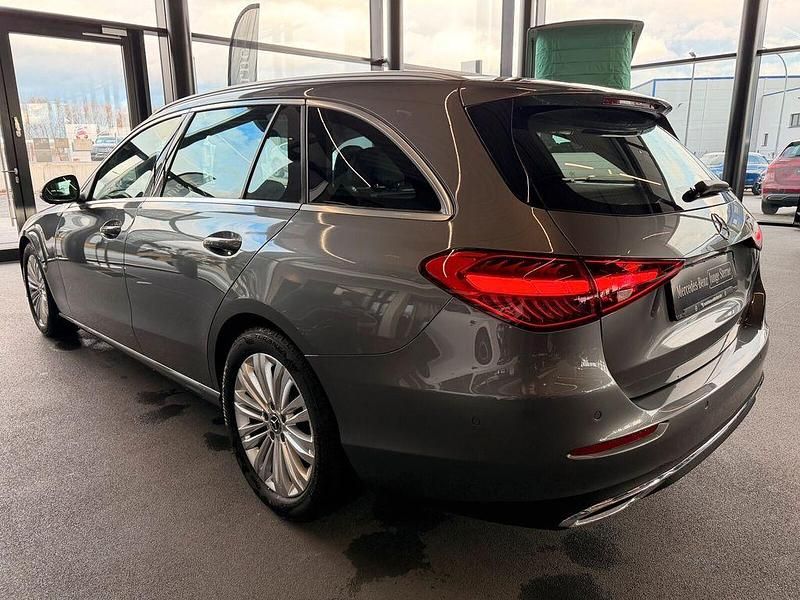 Gebraucht Mercedes C180 Advanced 170 PS (125 kW) 2024 Grau Limousine