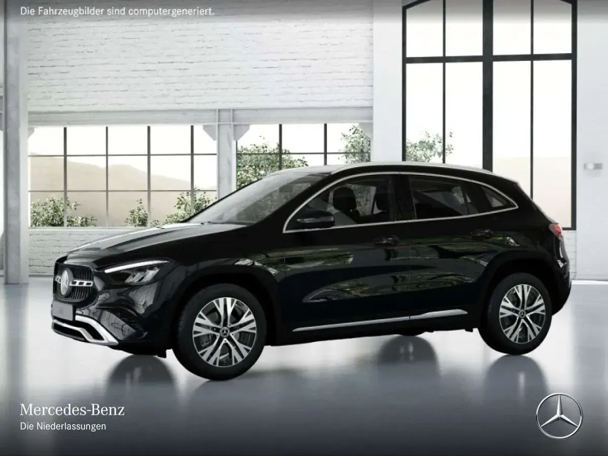 Gebraucht Mercedes GLA180 Advanced 136 PS (100 kW) 2025 Schwarz SUV