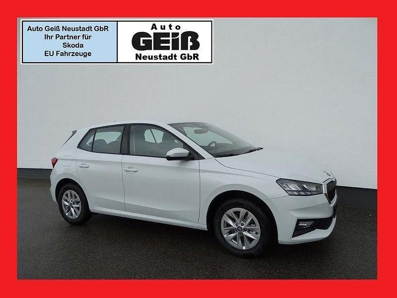 Weiß Neu 2025 Skoda Fabia Drive Limousine | 19.899 € (Guter Preis) - Bild 1/4