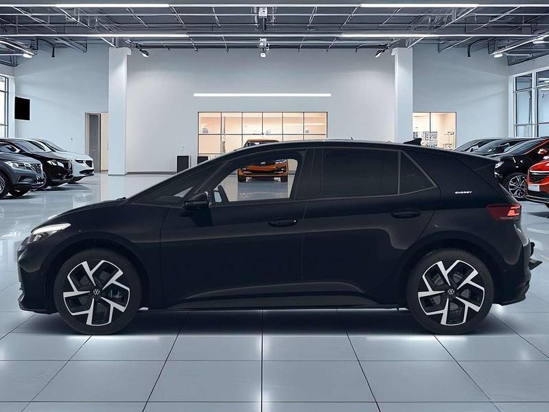 Neu VW ID.3 Pure 125 kW (170 PS) 2025 Grenadillschwarz metallic Kleinwagen