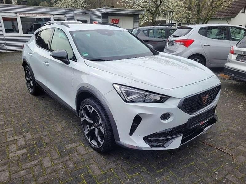 Weiß metallic Gebraucht 2023 Cupra Formentor SUV | 29.500 € (Fairer Preis) - Bild 1/3