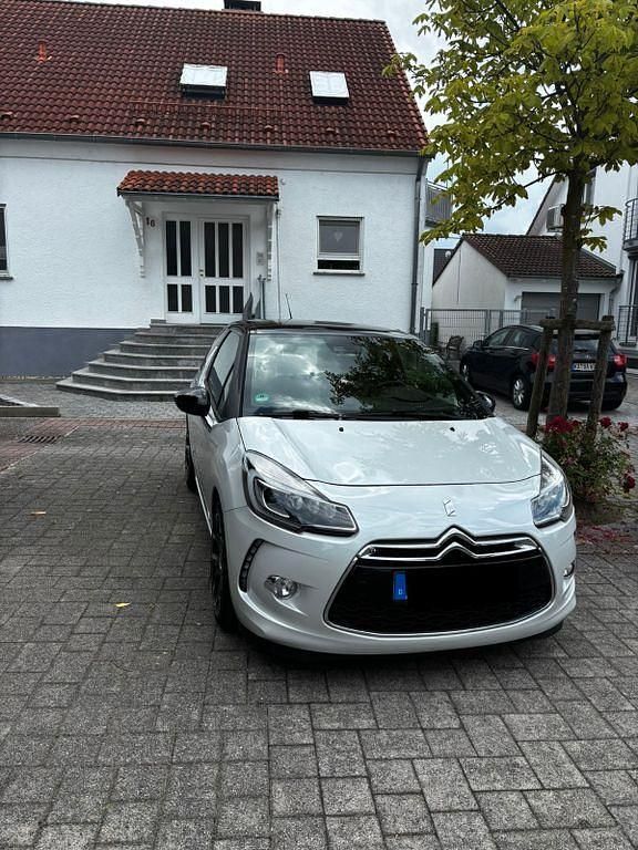 Gebraucht Citroën DS3 Chic 165 PS (121 kW) 2015 Weiß Kleinwagen
