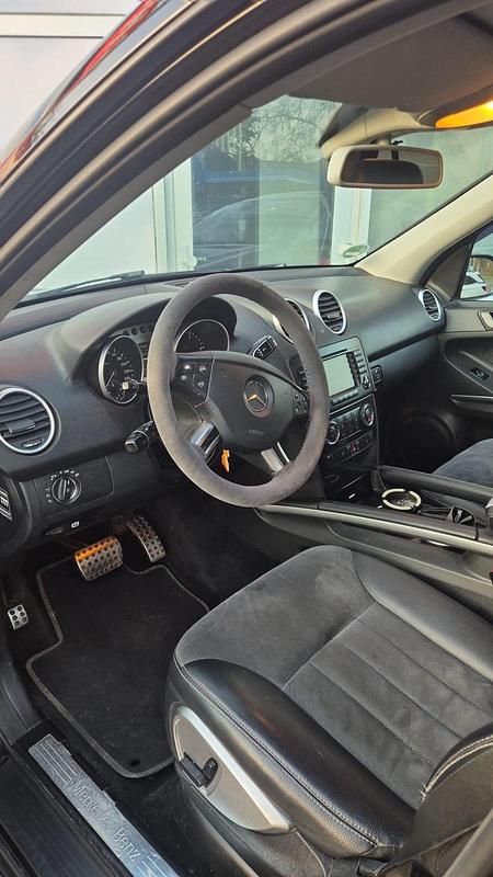 Second-hand Mercedes ML320 2007 SUV