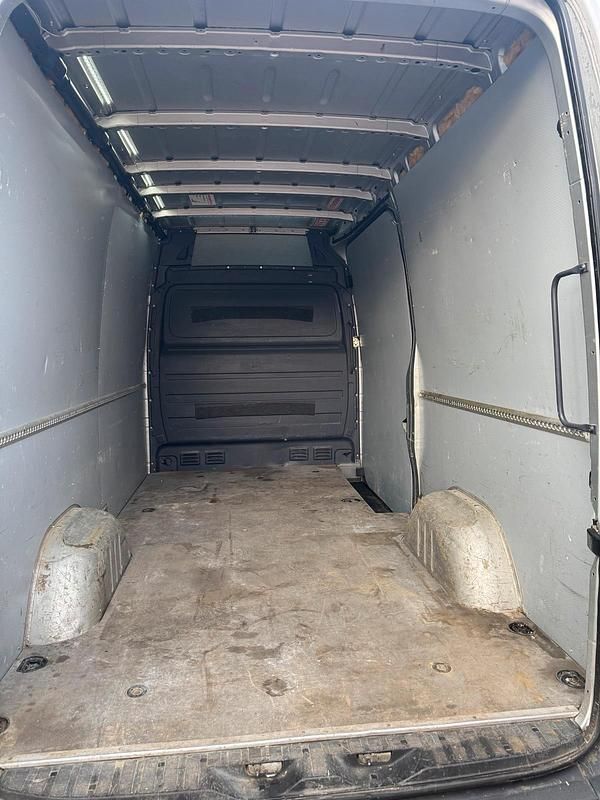Second-hand VW Crafter 163 CP (119 kW) 2013 Argintiu Van