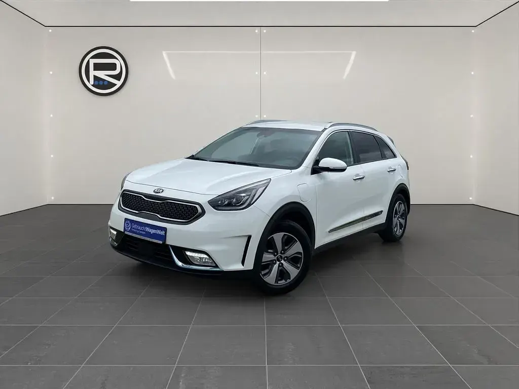 Gebraucht Kia Niro Vision 141 PS (103 kW) 2018 Weiß SUV