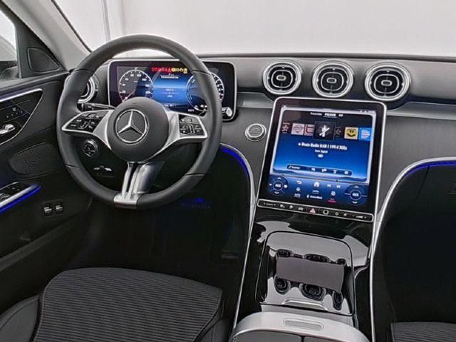 Gebraucht Mercedes C300e Avantgarde 313 PS (230 kW) 2024