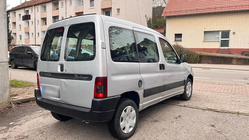 Gebraucht Citroën Berlingo 74 PS (54 kW) 2005 Grau Van / Kleinbus