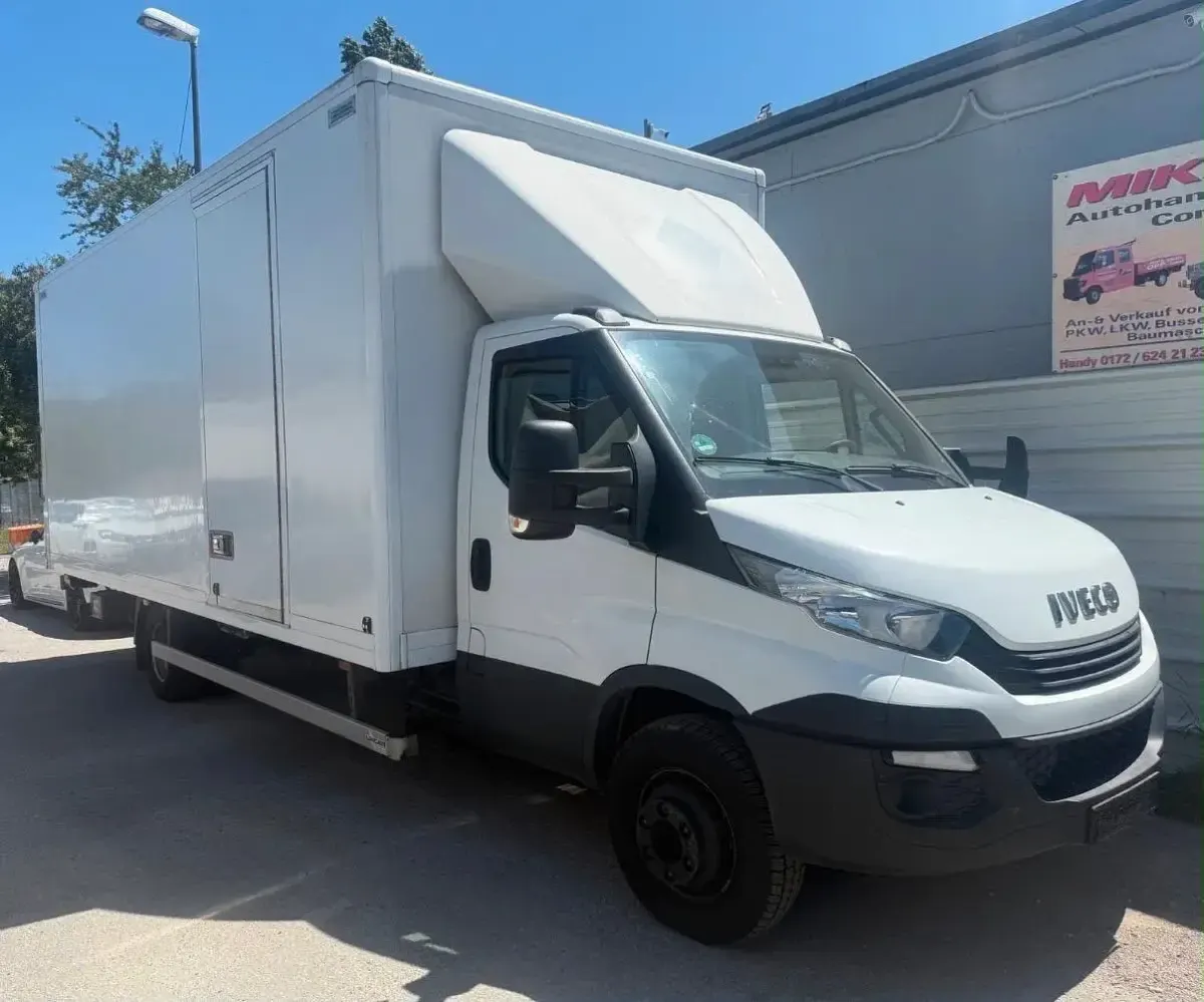 Gebraucht Iveco Daily 180 PS (132 kW) 2018 Weiß