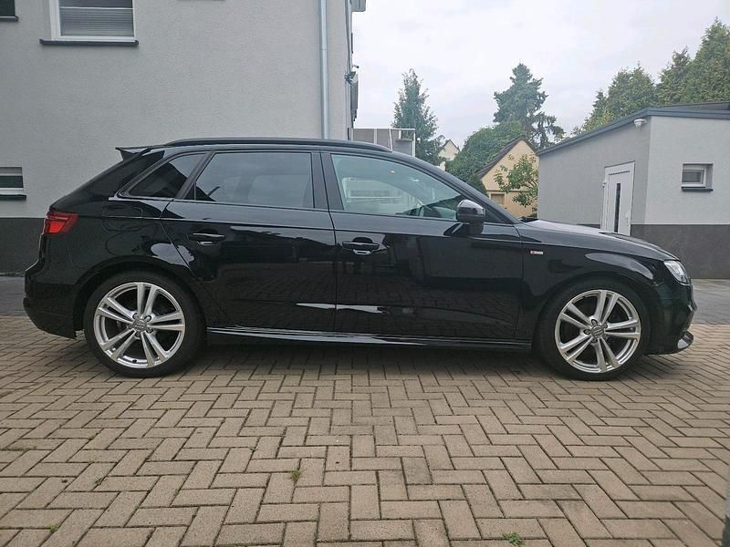 Schwarz Gebraucht 2020 Audi A3 S-Line Limousine | 24.900 € (Fairer Preis) - Bild 1/4