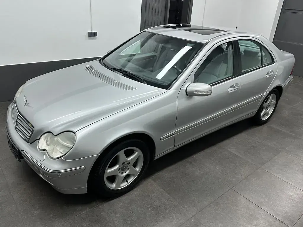 Gebraucht Mercedes C240 Elegance 170 PS (125 kW) 2002 Silber Limousine