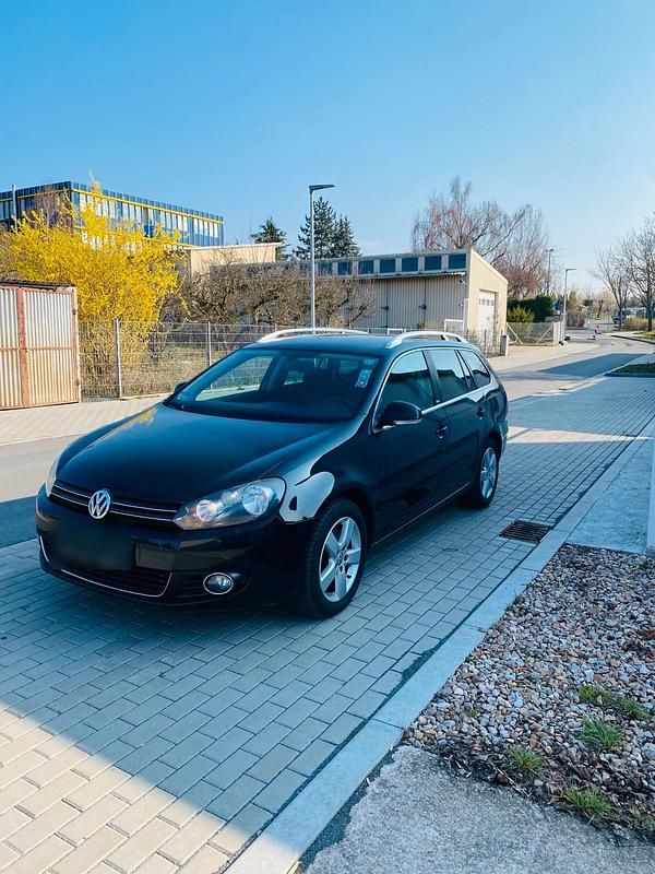 Gebraucht VW Golf VII 140 PS (102 kW) 2012 Schwarz Kombi