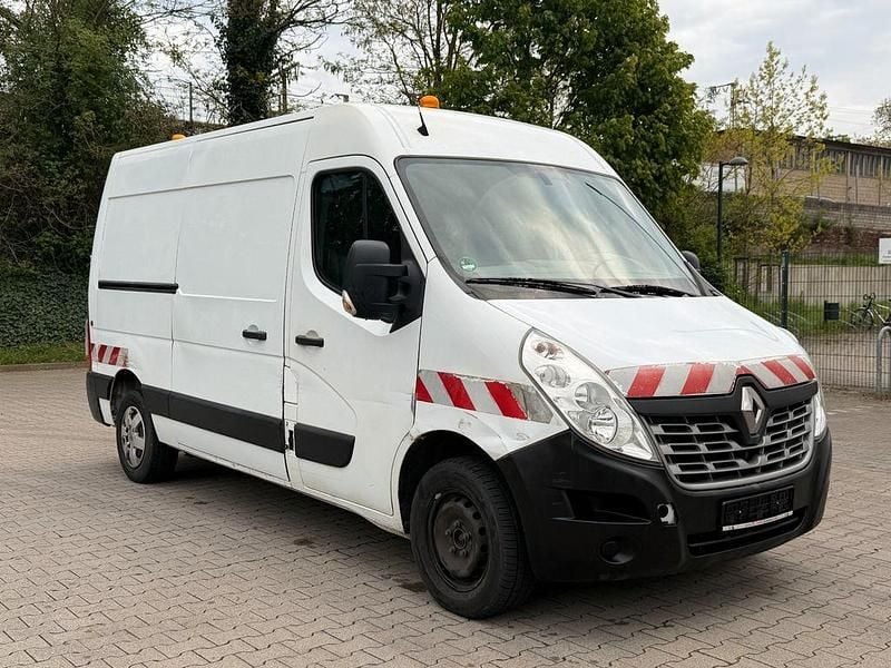 Second-hand Renault Master 125 CP (91 kW) 2016 Alb Van