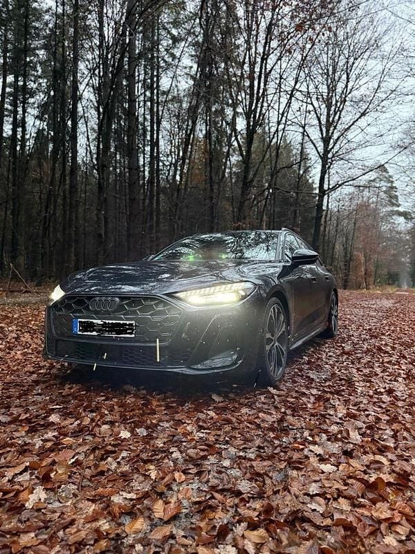 Używany Audi S5 Edition .1 367 KM (269 kW) 2025 Niebieski Kombi