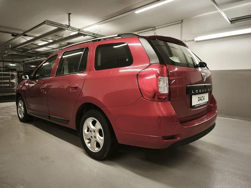 Gebraucht Dacia Logan MCV Prestige 90 PS (66 kW) 2015 Rot Kombi
