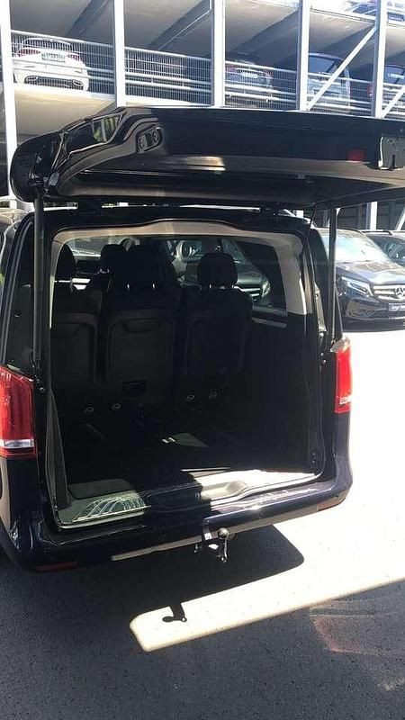 Gebraucht Mercedes E250 Avantgarde 190 PS (139 kW) 2019 Blau Kombi