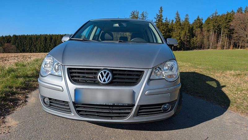 Gebraucht VW Polo 80 PS (58 kW) 2007 Grau Kleinwagen