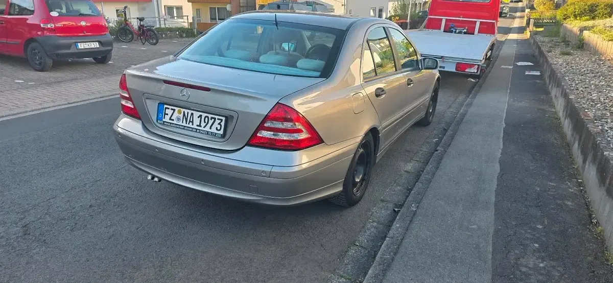 Gebraucht Mercedes C180 150 PS (110 kW) 2006 Grau Limousine