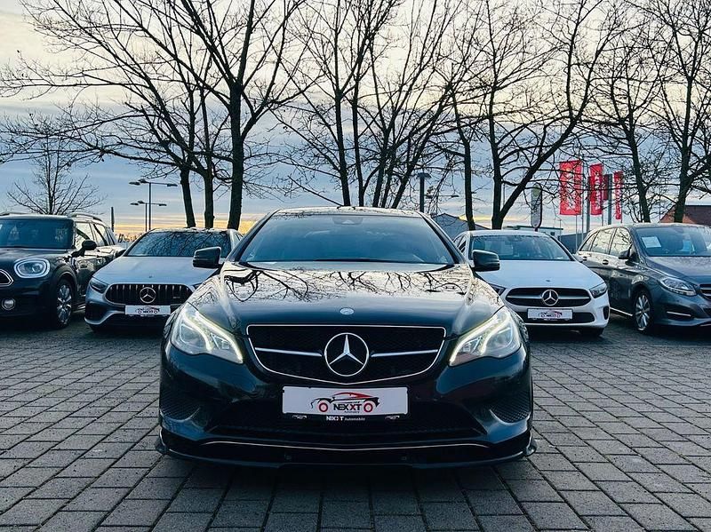 Gebraucht Mercedes E250 211 PS (155 kW) 2013 Schwarz Coupé