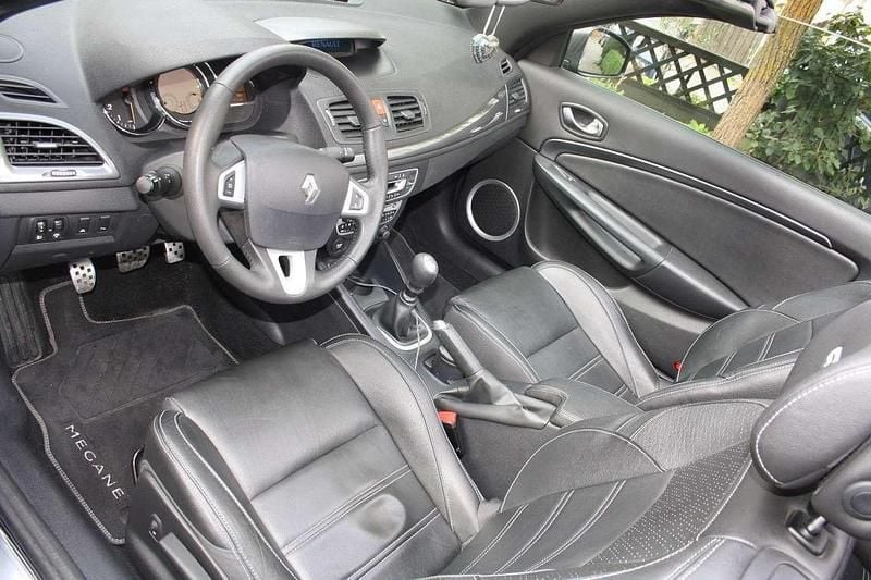 Gebraucht Renault Mégane Cabriolet GT-Line 131 PS (96 kW) 2012 Blau Cabrio