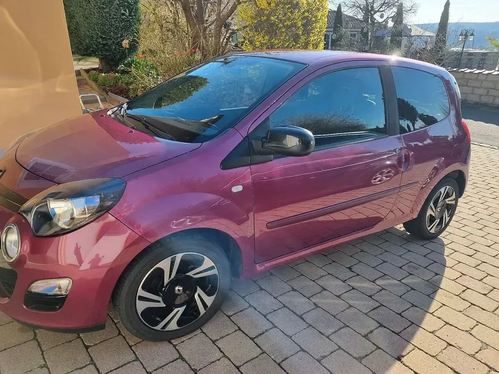 Usata Renault Twingo Expression 75 CV (55 kW) 2014 Viola Utilitaria