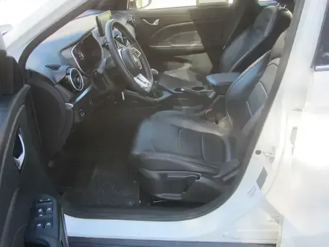 Gebraucht DFSK Fengon 106 PS (77 kW) 2022 Weiß SUV
