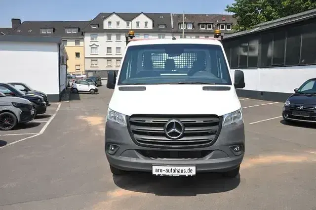 Gebraucht Mercedes Sprinter 170 PS (125 kW) 2022 Arktikweiss Van