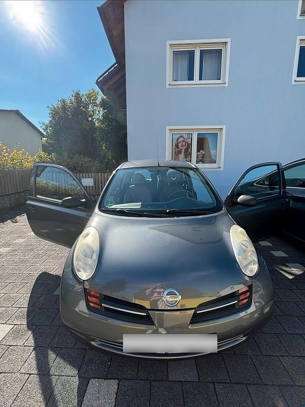 Gebraucht Nissan Micra 68 PS (50 kW) 2003 Grau Kleinwagen