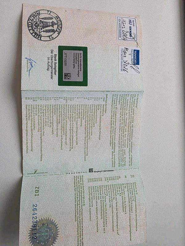 Blau Gebraucht 2017 Alfa Romeo Giulietta Limousine | 8.500 € - Bild 1/4