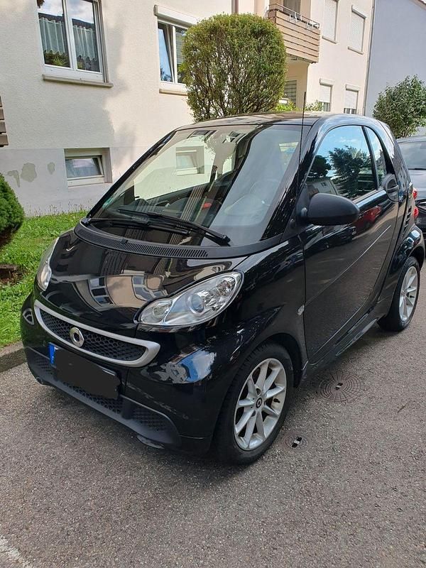 Schwarz Gebraucht 2013 Smart ForTwo Coupé Passion Coupé | 4.500 € (Guter Preis) - Bild 1/4