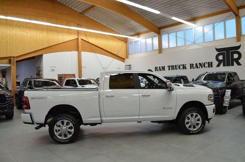 Neu Dodge Ram 416 PS (305 kW) 2025 Bright white clear coat Abholung