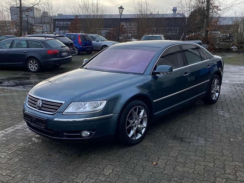 Grau Gebraucht 2005 VW Phaeton Limousine | 6.950 € - Bild 1/4