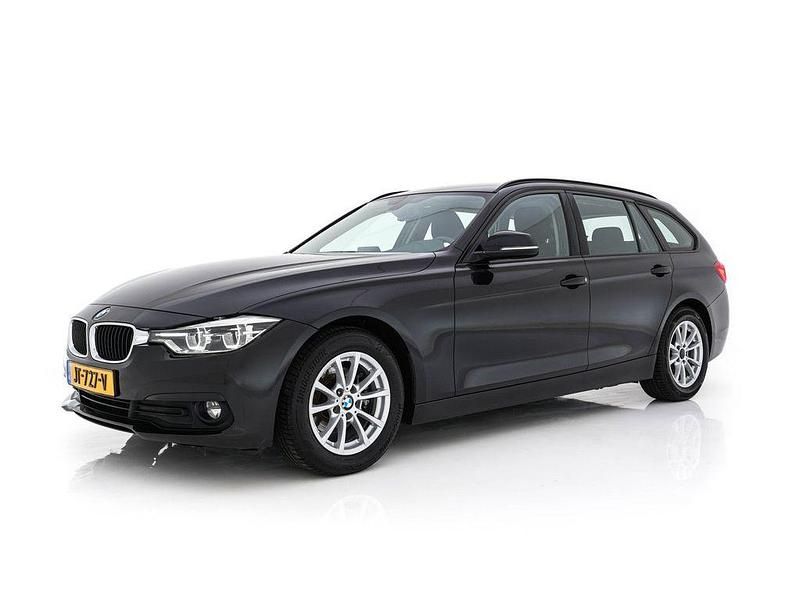 Gebraucht BMW 316 Executive 116 PS (85 kW) 2016 Schwarz Kombi
