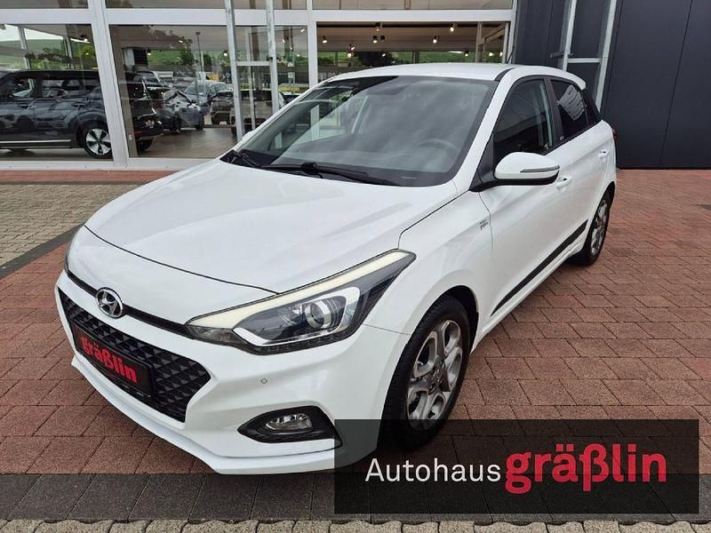 Weiß Gebraucht 2020 Hyundai i20 Style Limousine | 14.500 € (Fairer Preis) - Bild 1/3