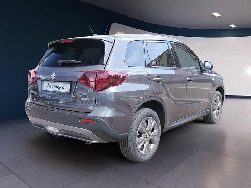 Neu Suzuki Vitara Comfort 110 PS (80 kW) 2025 Grau SUV