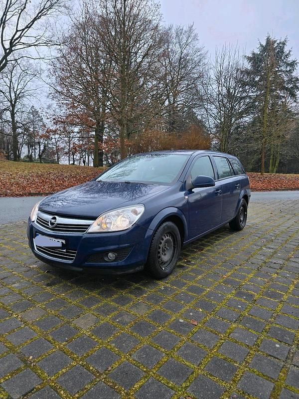Gebraucht Opel Astra 160 PS (117 kW) 2010 Blau Kombi