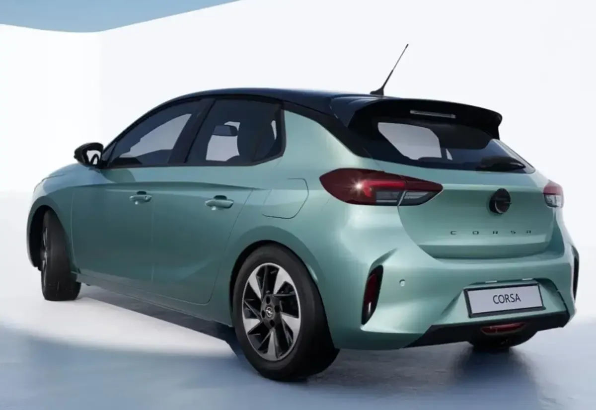 Neu Opel Corsa-e 100 kW (136 PS) 2025 Eukalyptus grün metallic Kleinwagen
