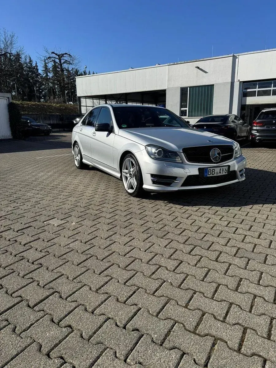 Second-hand Mercedes C220 AMG 170 CP (125 kW) 2014 Argintiu Berlinǎ