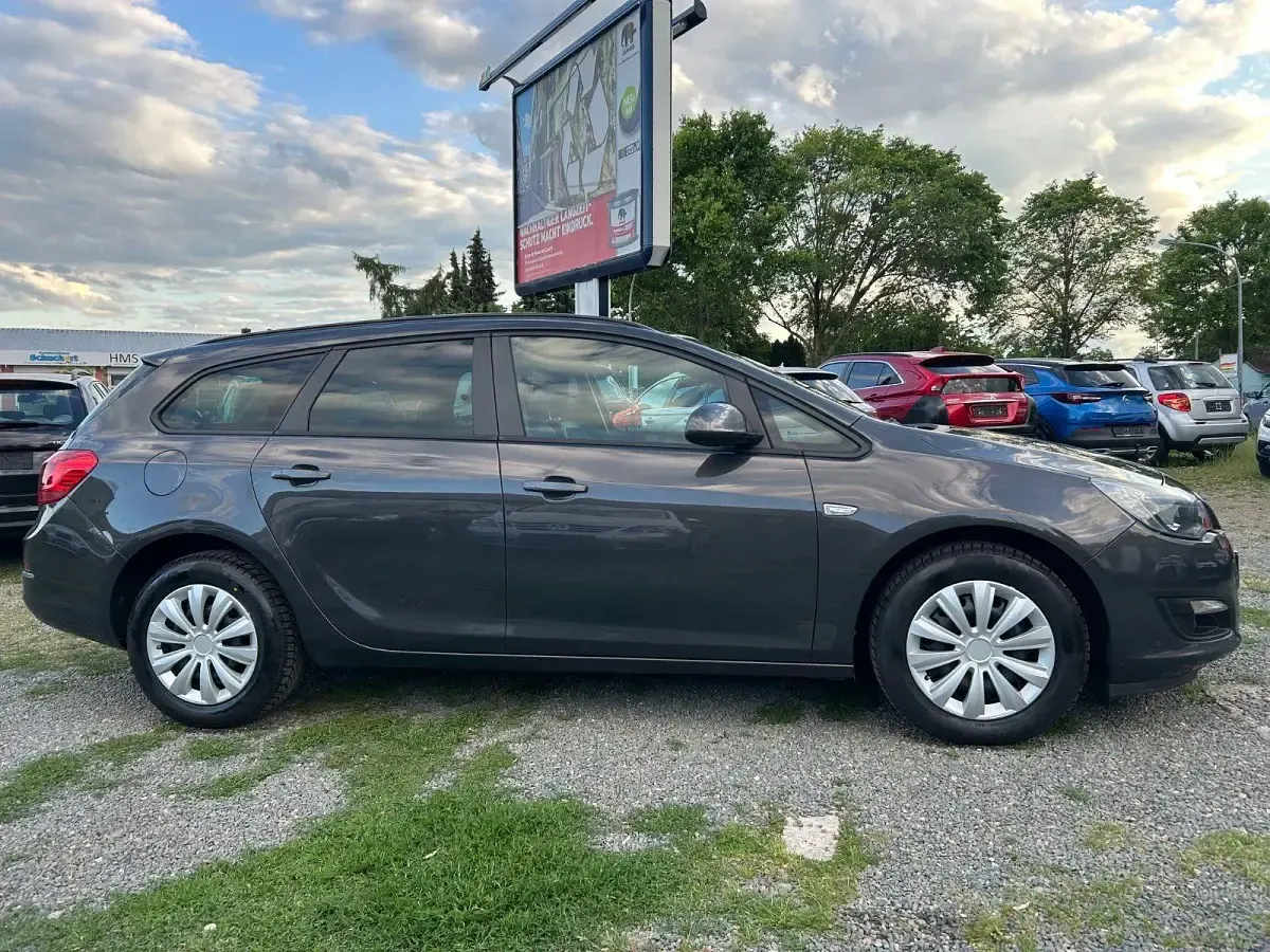 Gebraucht Opel Astra Sport 140 PS (102 kW) 2016 Grau Kombi