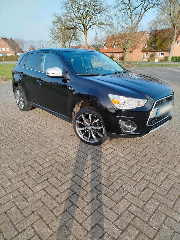Gebraucht Mitsubishi ASX 117 PS (86 kW) 2015 Schwarz SUV