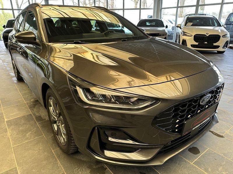 Gebraucht Ford Focus ST-Line 116 PS (85 kW) 2025 Grau Limousine