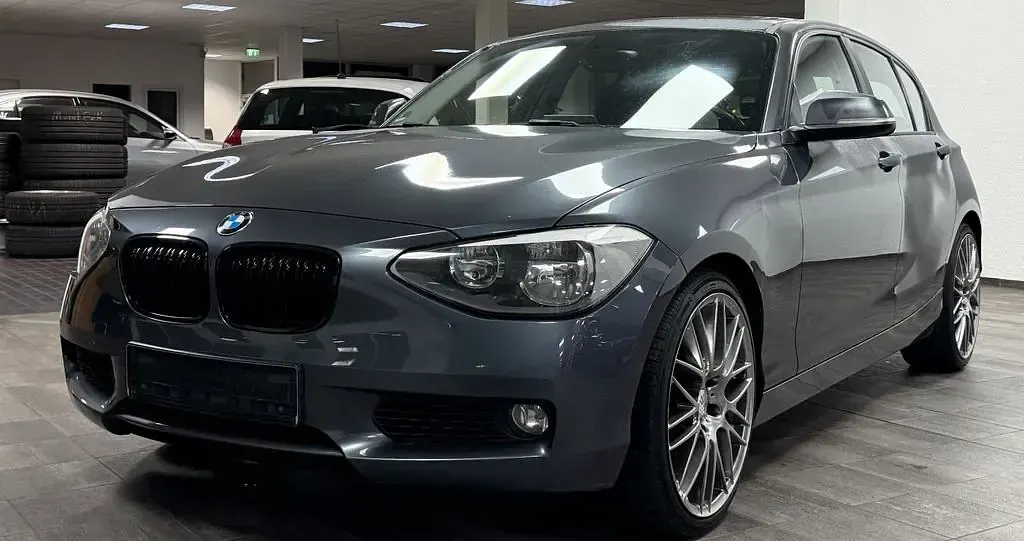Gebraucht BMW 120 Sport Line 184 PS (135 kW) 2012 Grau Kleinwagen