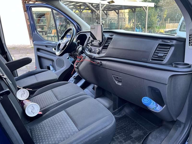 Gebraucht Ford Tourneo Trend 131 PS (96 kW) 2018 Blau Kombi