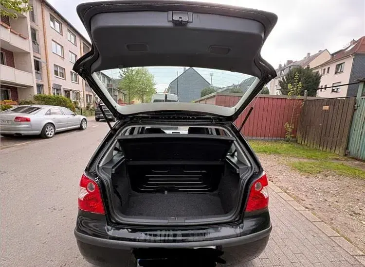 Brugt VW Polo 54 HK (39 kW) 2004 Sort Hatchback