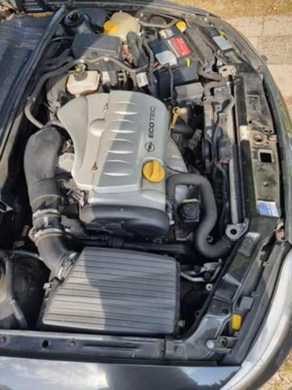 Gebraucht Opel Vectra 115 PS (84 kW) 2000 Silber Kombi