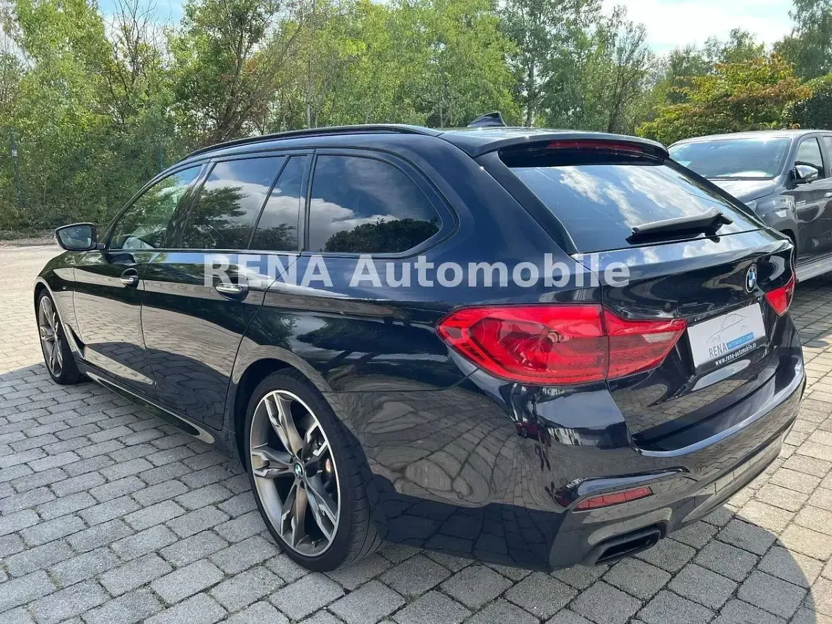 Occasion BMW 550 400 ch (294 kW) 2018 Gris Break