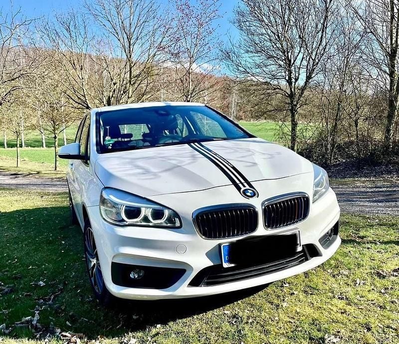 Gebraucht BMW 220 Sport Line 192 PS (141 kW) 2015 Weiß Kombi
