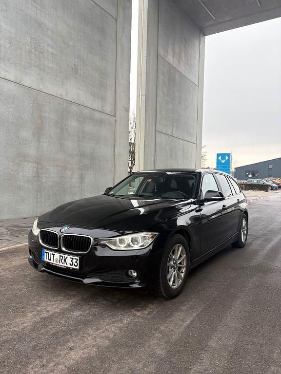 Gebraucht BMW 320 Performance 184 PS (135 kW) 2014 Schwarz Kombi