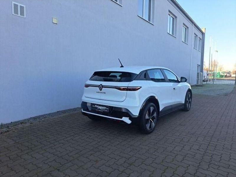 Gebraucht Renault Mégane IV 96 kW (131 PS) 2022 Andere Limousine