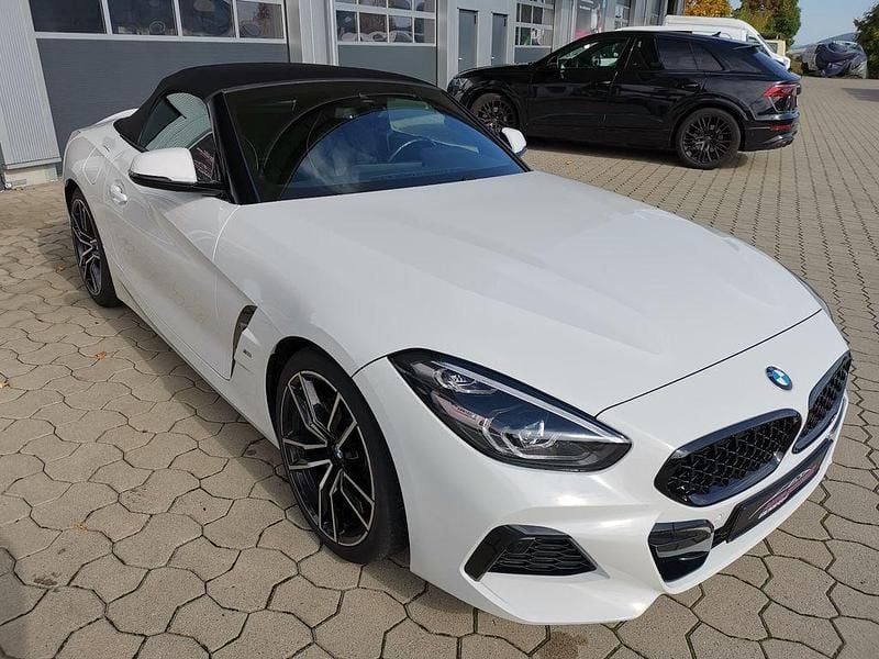 Weiß Gebraucht 2022 BMW Z4 M Sport Cabrio | 36.699 € (Guter Preis) - Bild 1/4